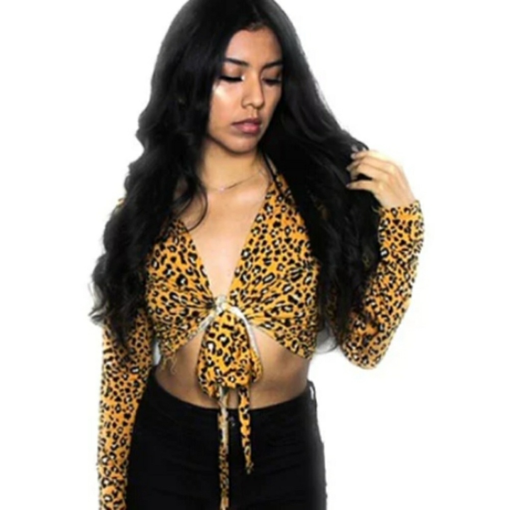 (NEW) Font Tie Crop Top